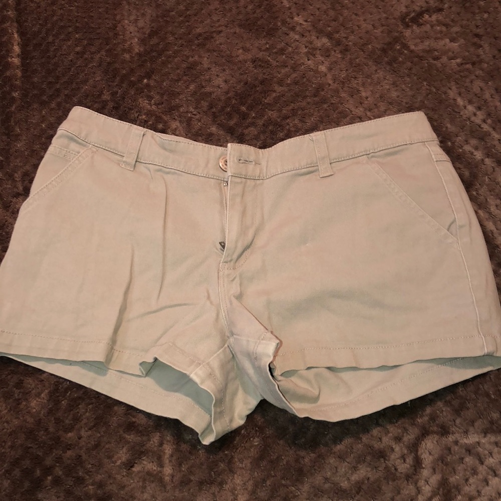 Beige shorts